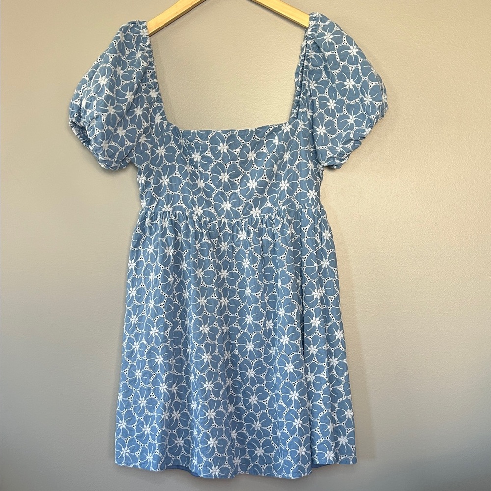 Lulus Fit to Frolic Blue Floral Eyelet Puff Sleeve‎ Babydoll Mini Dress Sz Small - Picture 2 of 12